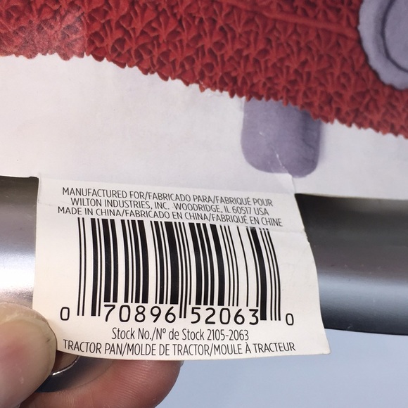 Wilton Farm Tractor Birthday Party Cake Baking Pan 2105-2063 Aluminum Kids - Picture 6 of 8